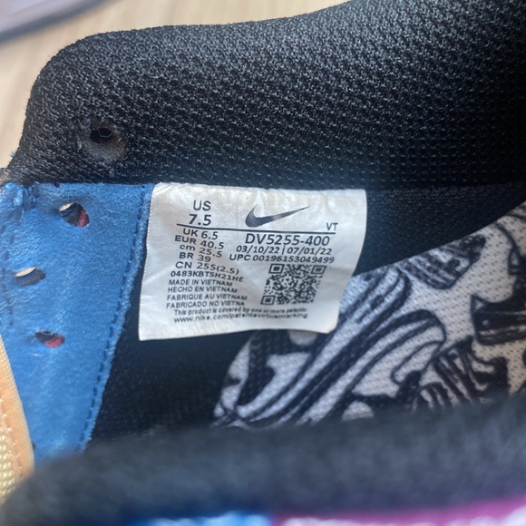 Nike Undefeated 5 Air Force 1 Low. Men’s 7.5 - Picture 5 of 6